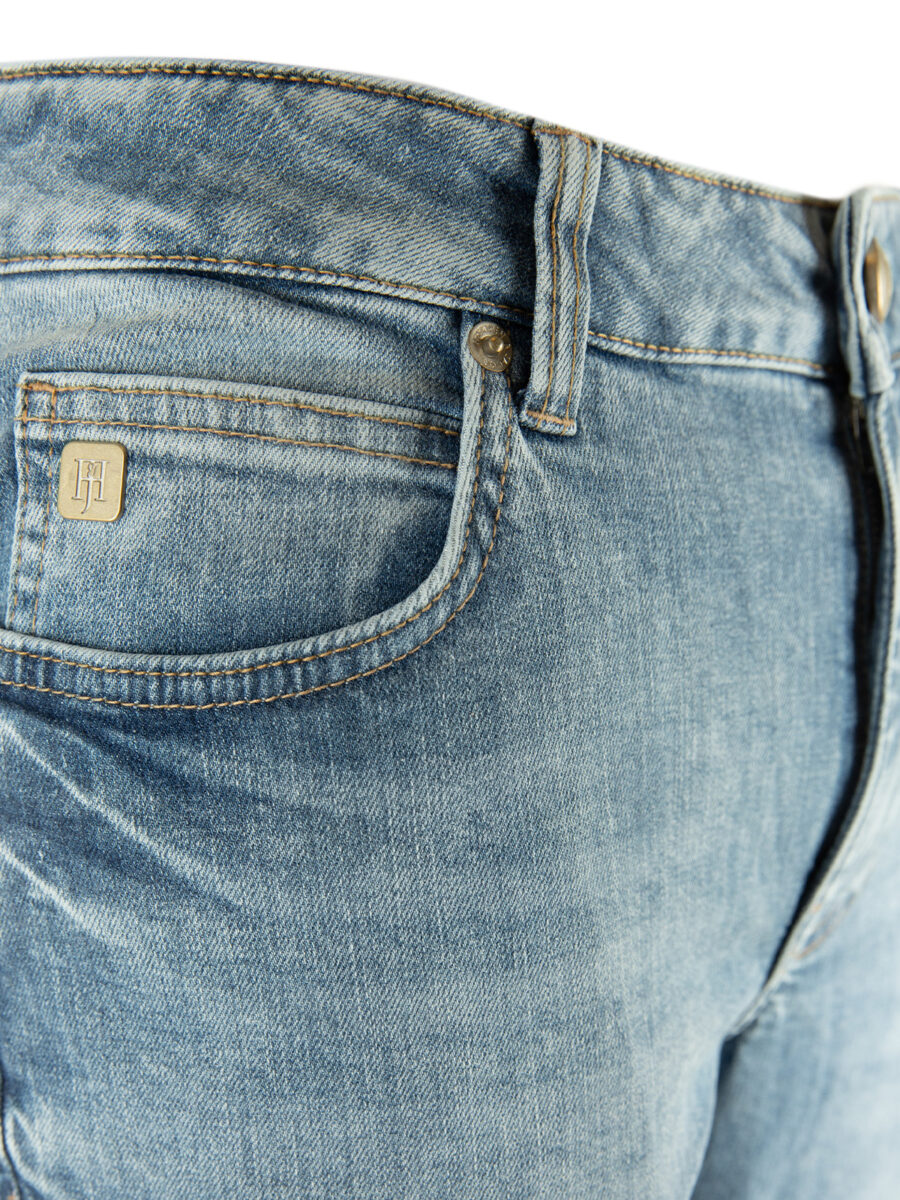 Cohen Jeans 02 — image 4